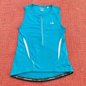 Icebreaker GT women’s medium Turquoise Sleeveless Performance run Top